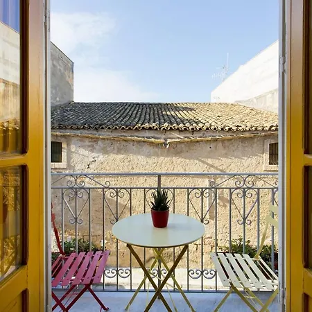 Le Luminarie - Creative